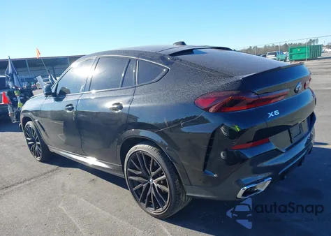 2025 BMW X6 xDrive40I из США, поврежденный, VIN 5UX33EX01S9X93832